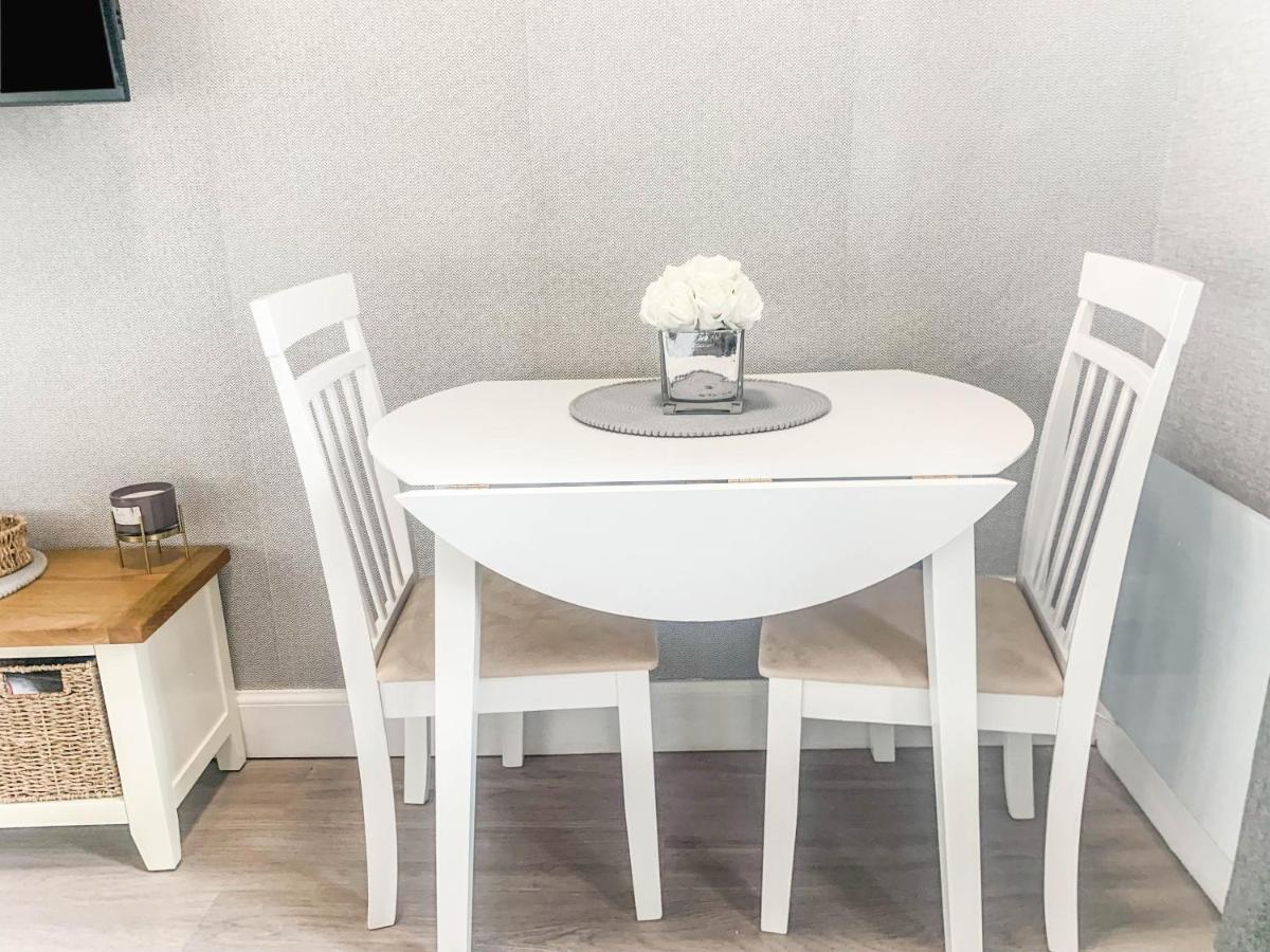 The Rosebery Retreat By The Castle 1-Bed Apartment Inverness Bagian luar foto