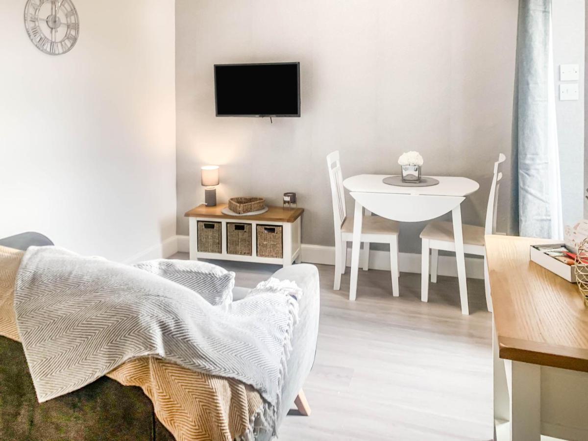 The Rosebery Retreat By The Castle 1-Bed Apartment Inverness Bagian luar foto