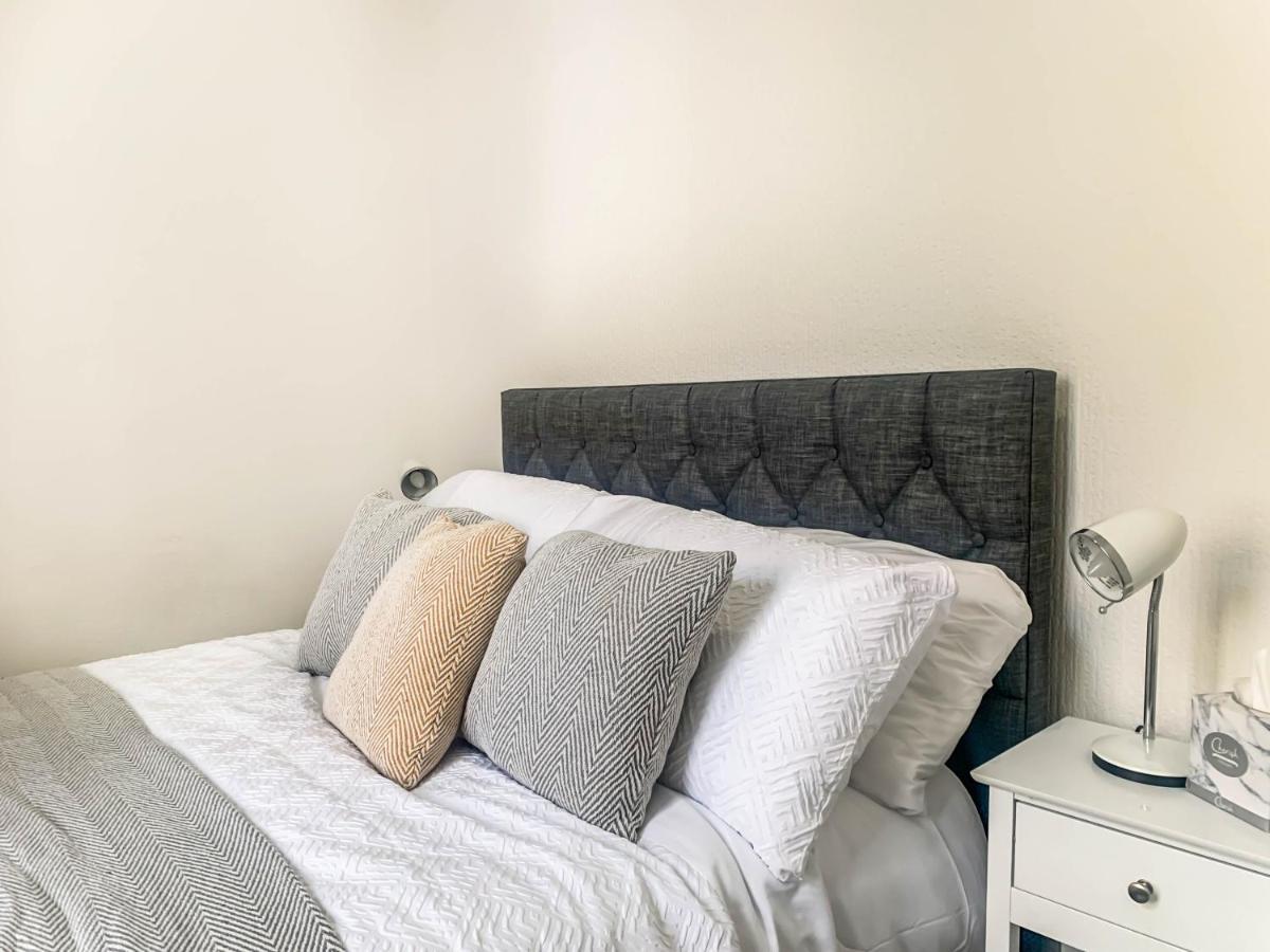 The Rosebery Retreat By The Castle 1-Bed Apartment Inverness Bagian luar foto