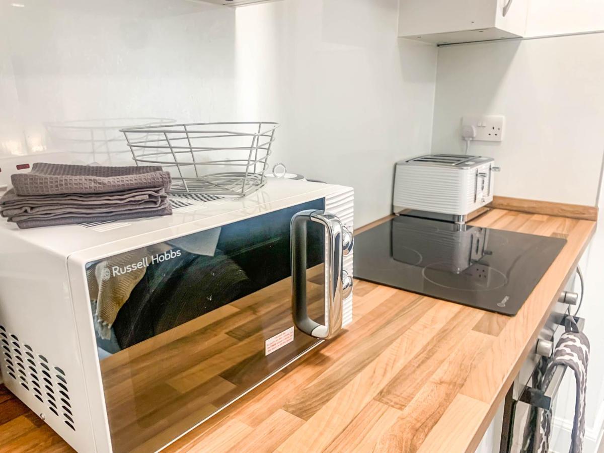 The Rosebery Retreat By The Castle 1-Bed Apartment Inverness Bagian luar foto