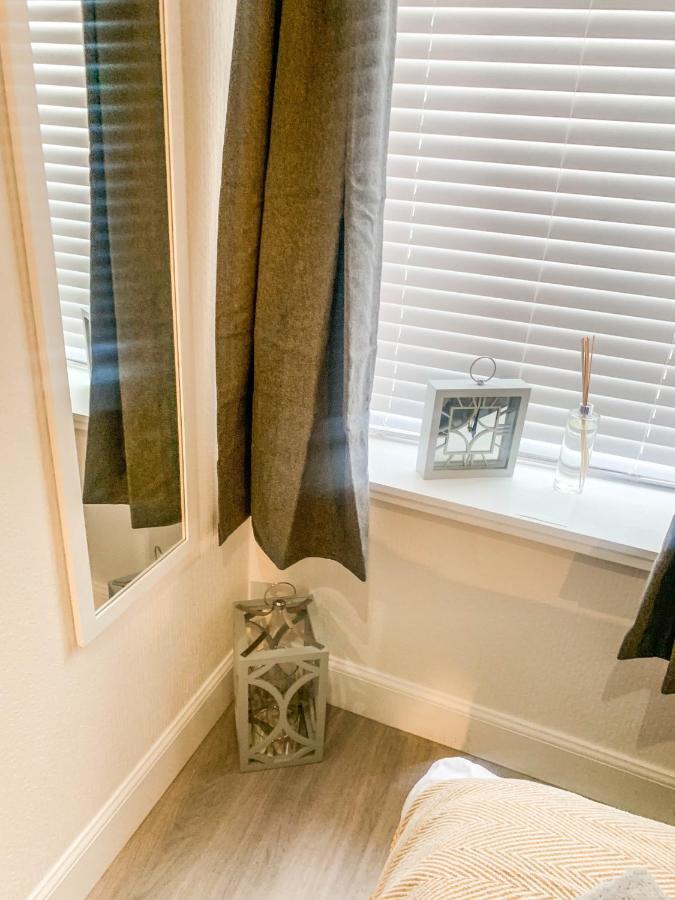 The Rosebery Retreat By The Castle 1-Bed Apartment Inverness Bagian luar foto